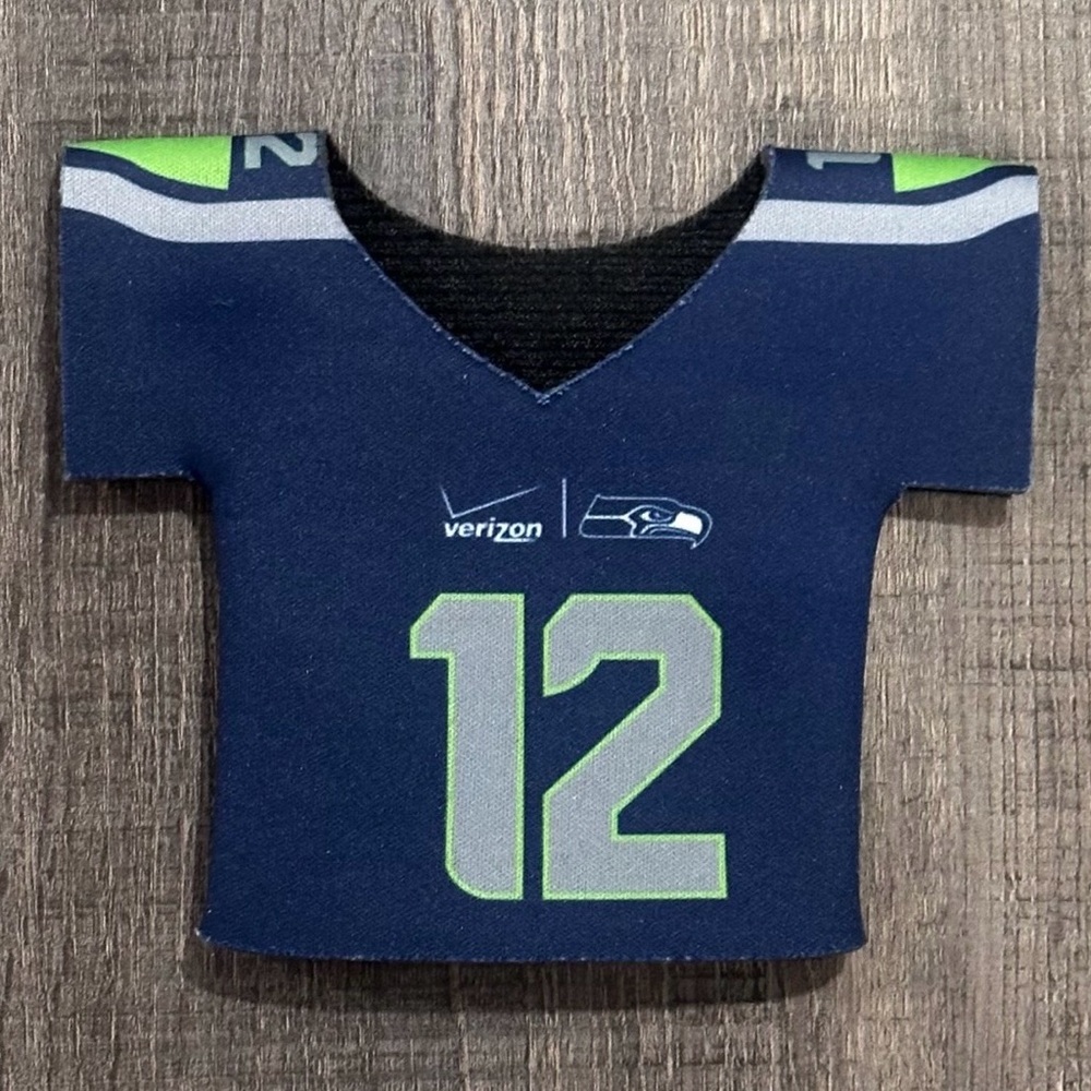 💞 Seattle Seahawks NFL 12th Man Jersey Drink Koozie